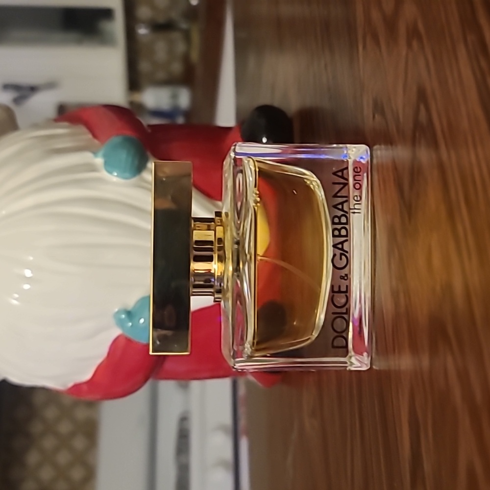 Dolce and Gabbana the one perfume